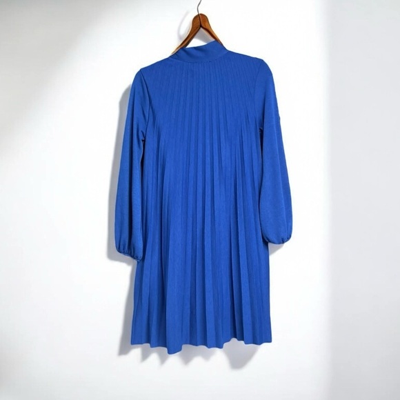 🌻B.yu Blue Pleated Mock Neck Long Sleeve Swing Dress Gold Button Accents Size S - Picture 8 of 12